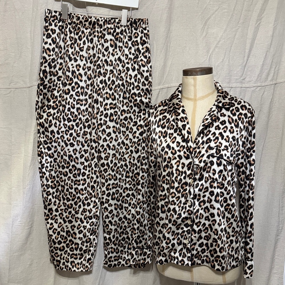 Loft Leopard Print Pajama Set - image 3